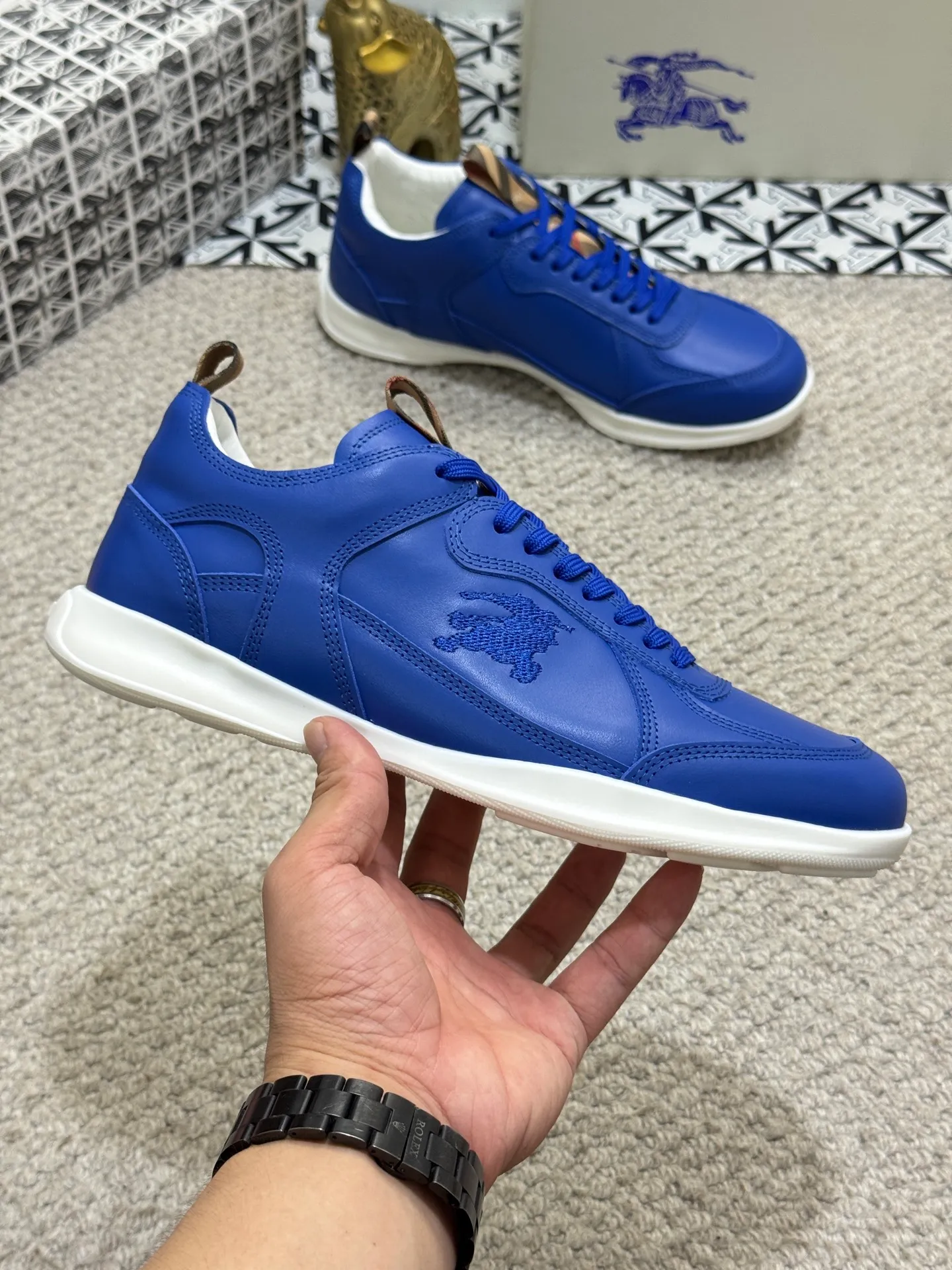Men's shoes 💰420 [New style] 🐝🐝 [BURBERRY] Burberry - high-end quality original order 🔍🔍🔍 Upper: imported 🔝 calfskin, brand knitted pattern, tongue brand cloth label, lining: sheepskin lining, - outsole: rubber; two-color molded outsole, ultra-high quality control·fine workmanship: highlighted (high-end·luxury·grade) Size :38-44 (45 customized